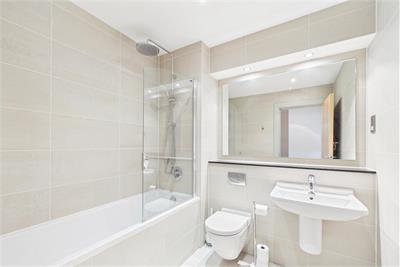 3/2 Western Harbour Breakwater, Edinburgh, EH6 6PA - image 12