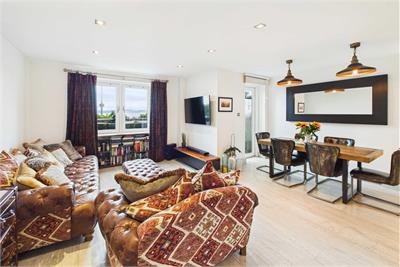 3/2 Western Harbour Breakwater, Edinburgh, EH6 6PA - image 4