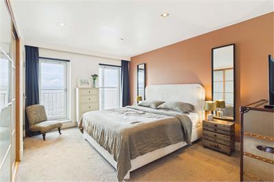 3/2 Western Harbour Breakwater, Edinburgh, EH6 6PA - image 7