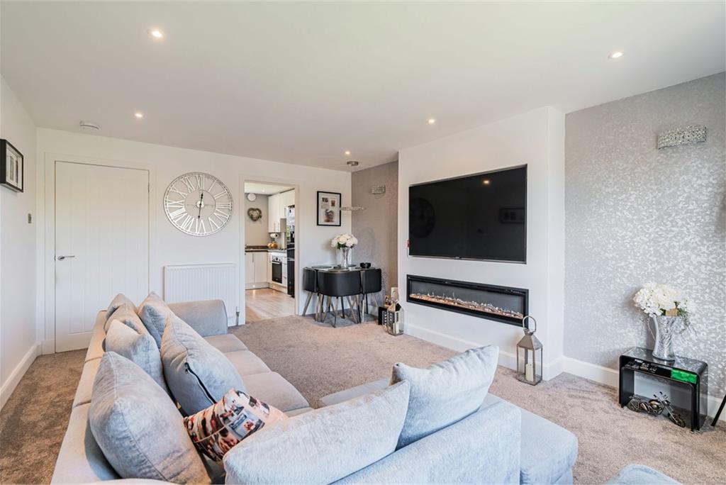 9 Broomhouse Loan, Edinburgh, EH11 3TS - image 3