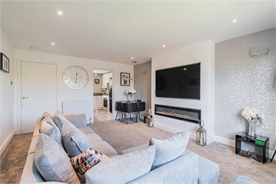 9 Broomhouse Loan, Edinburgh, EH11 3TS - image 3