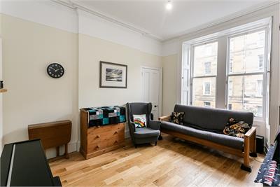 16/3 Panmure Place, Edinburgh, EH3 9JJ - image 2