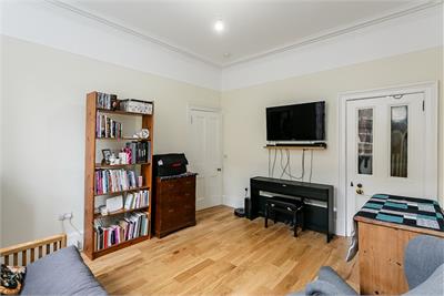 16/3 Panmure Place, Edinburgh, EH3 9JJ - image 4