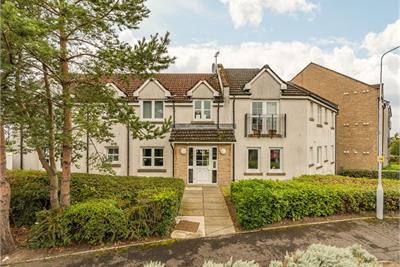 14 Peploe Rise,
Dunfermline,
KY11 8NB - image 1