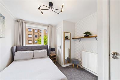2/4 New Johns Place, Pleasance, Edinburgh, EH8 9XH - image 8