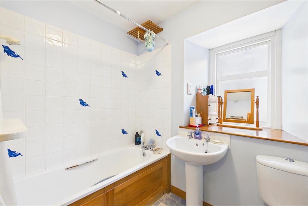 21 Marygate,
Pittenweem,
Anstruther,
KY10 2LH - image 7