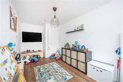 1 Constantine Place, Dunfermline, KY11 8NR - image 20
