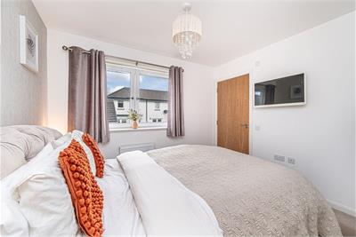 1 Constantine Place, Dunfermline, KY11 8NR - image 8