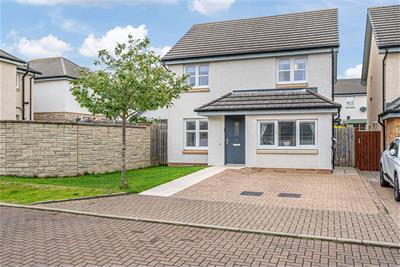 1 Constantine Place, Dunfermline, KY11 8NR - image 1