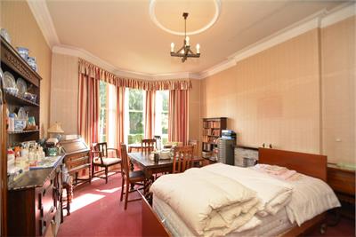 16 Larch Road, Dumbreck, Glasgow, G41 5DA - image 20
