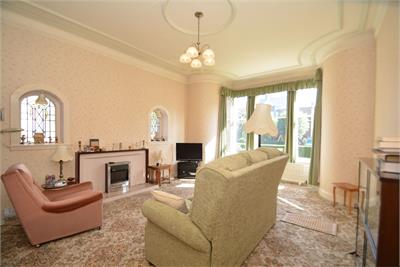 16 Larch Road, Dumbreck, Glasgow, G41 5DA - image 5