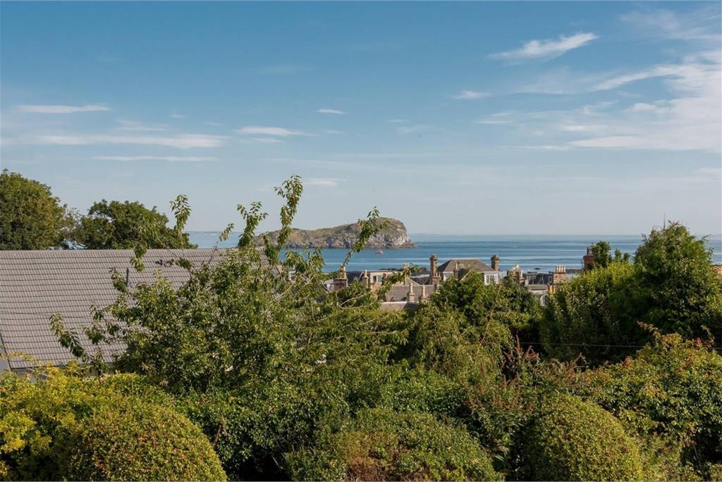 10 Marmion Court, North Berwick, EH39 4PB - image 18