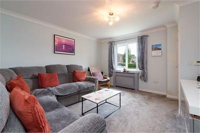 40 Gatehead Drive, Bishopton, PA7 5QQ - image 2