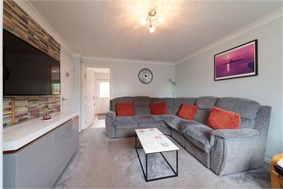 40 Gatehead Drive, Bishopton, PA7 5QQ - image 3