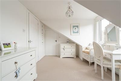 13 Kingsknowe Gardens, Edinburgh, EH14 2JF - image 16
