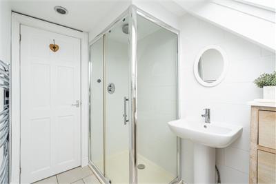 13 Kingsknowe Gardens, Edinburgh, EH14 2JF - image 18