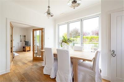 13 Kingsknowe Gardens, Edinburgh, EH14 2JF - image 7