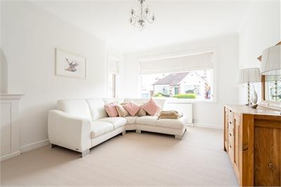 13 Kingsknowe Gardens, Edinburgh, EH14 2JF - image 8