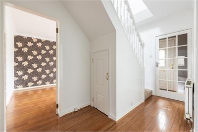 2 Roull Grove, Edinburgh, EH12 7JP - image 11