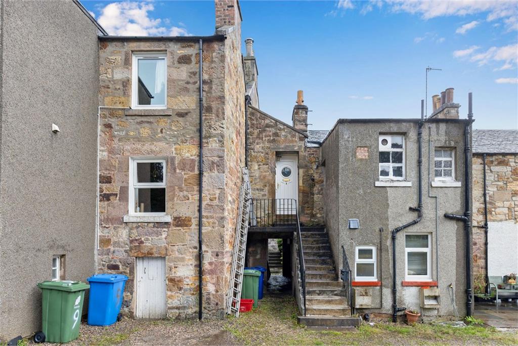17 The Brae, Auchendinny, EH26 0QU - image 1