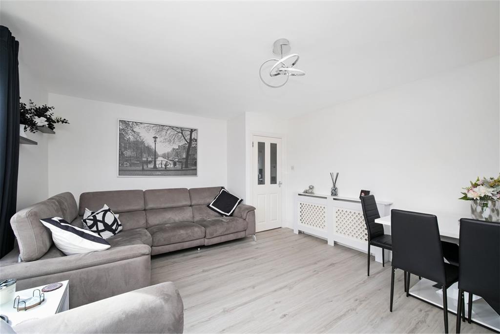 9 Gilmerton Dykes Crescent, Gilmerton, Edinburgh, EH17 8JT - image 3