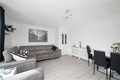 9 Gilmerton Dykes Crescent, Gilmerton, Edinburgh, EH17 8JT - image 3