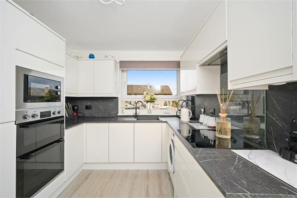 9 Gilmerton Dykes Crescent, Gilmerton, Edinburgh, EH17 8JT - image 4