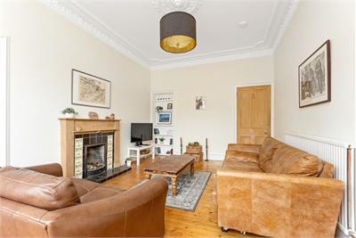 15 (4F2), Viewforth, Bruntsfield, Edinburgh, EH10 4JD - image 4