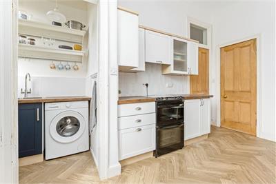 15 (4F2), Viewforth, Bruntsfield, Edinburgh, EH10 4JD - image 8
