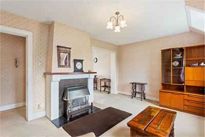272/4 Craigcrook Road, Blackhall, Edinburgh, EH4 7TF - image 4