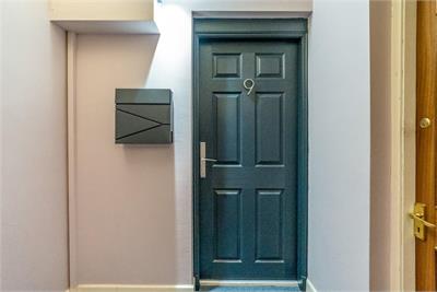 Flat 9, Spread Eagle House, Bridge Street, Kelso, TD5 7JD - image 5