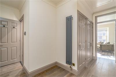 Flat 9, Spread Eagle House, Bridge Street, Kelso, TD5 7JD - image 6