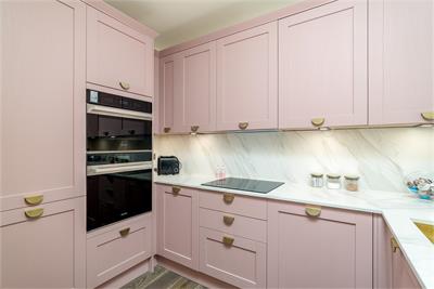 Flat 9, Spread Eagle House, Bridge Street, Kelso, TD5 7JD - image 9
