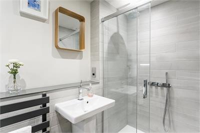 Flat 7, 1 Donaldson Drive, Edinburgh, EH12 5FA - image 14