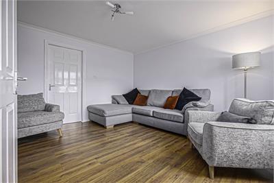 24 Peasehill Fauld, Rosyth, KY11 2DQ - image 4