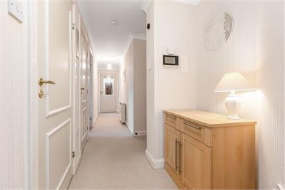 77/62 Barnton Park View, Edinburgh, EH4 6EL - image 13