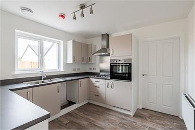 113 Shearer Place, East Calder, EH53 0WW - image 3