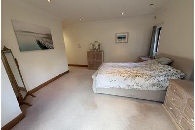 Red Rose, Maxwelltown Station, Dumfries, DG2 9RH - image 17