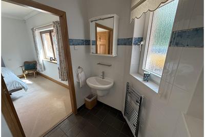Red Rose, Maxwelltown Station, Dumfries, DG2 9RH - image 22