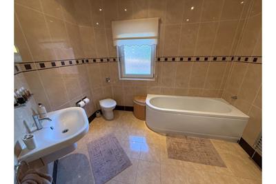Red Rose, Maxwelltown Station, Dumfries, DG2 9RH - image 30