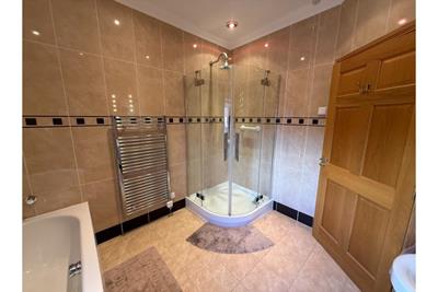 Red Rose, Maxwelltown Station, Dumfries, DG2 9RH - image 31