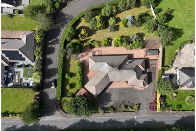 Red Rose, Maxwelltown Station, Dumfries, DG2 9RH - image 35