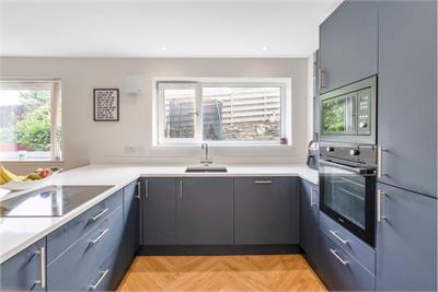 34 Craigmount Bank, Craigmount, Edinburgh, EH4 8HH - image 6
