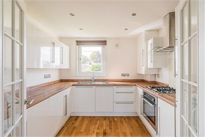24 Fraser Crescent, Edinburgh, EH5 2AJ - image 4