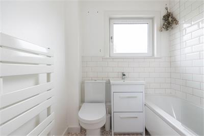 8 Meadow Place, Bilston, EH25 9RY - image 7