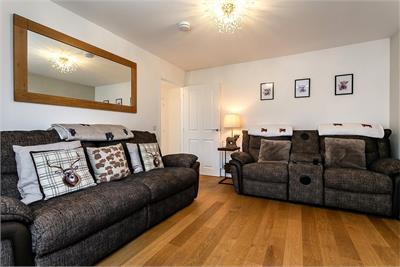 2 Torrance Place, Edinburgh, EH17 8ER - image 4