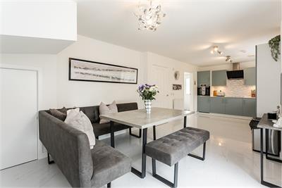 2 Torrance Place, Edinburgh, EH17 8ER - image 5