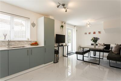 2 Torrance Place, Edinburgh, EH17 8ER - image 10