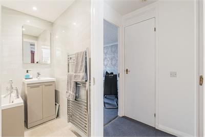 29 Larchfield Neuk, Balerno, EH14 7NL - image 12