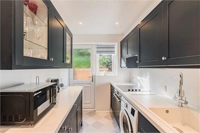29 Larchfield Neuk, Balerno, EH14 7NL - image 7